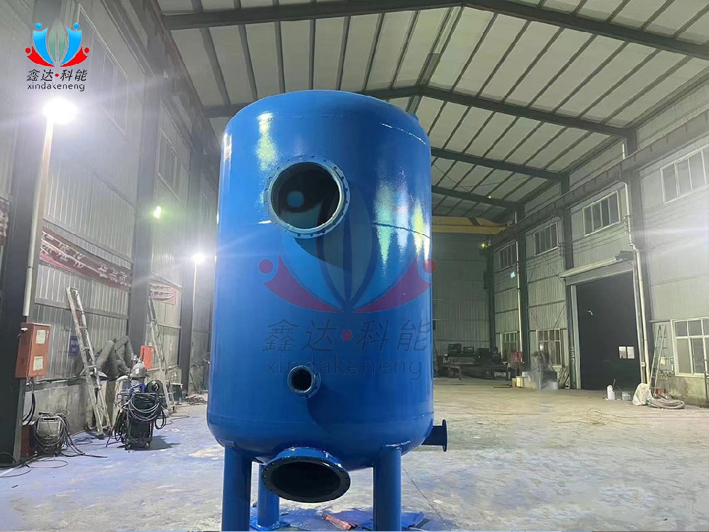 甘肃客户定制的多介质过滤器箱体加工完毕